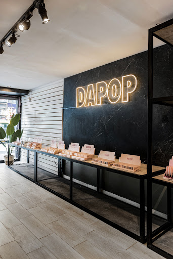 Dapop Makeup Store — photo 2