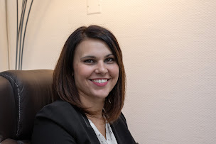 Photo n°9 de Flora - Arrêter de Fumer Laser anti-addictions MFC à Poitiers (Praticien de médecine alternative)