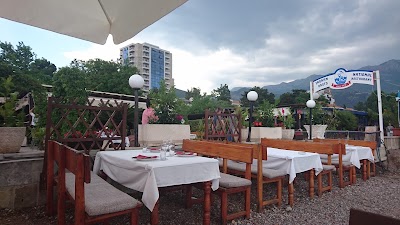 Photos of Admiral Club 2