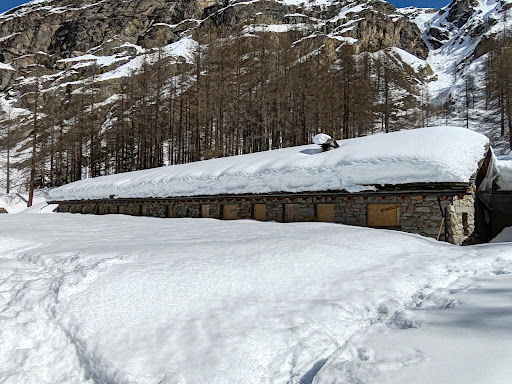 Rifugio Tetras Lyre - Campo Base Gran Paradiso - Thumbnail
