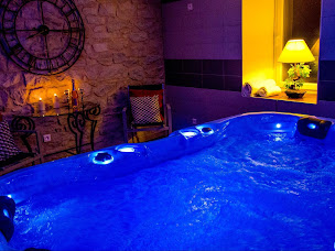 Photo n°4 de Logis Hôtel Aux Berges de l'Aveyron à Onet-le-Château (Restaurant)