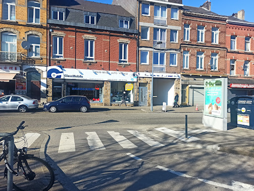 Avis Autoverhuur - Namur Gallery - France