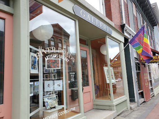 River Roads Artisans Gallery - Thumbnail