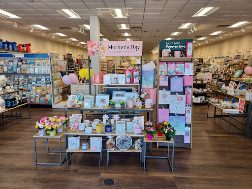 Hallmark Store Little Green Apple Mequon, WI - Thumbnail