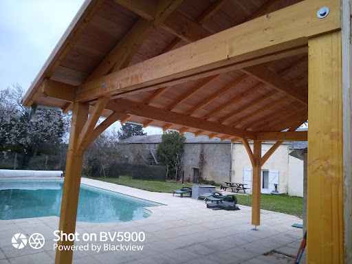 Photo de SARL Rameneret - Couverture - Charpente - Construction Bois à Parthenay à Parthenay (79200)