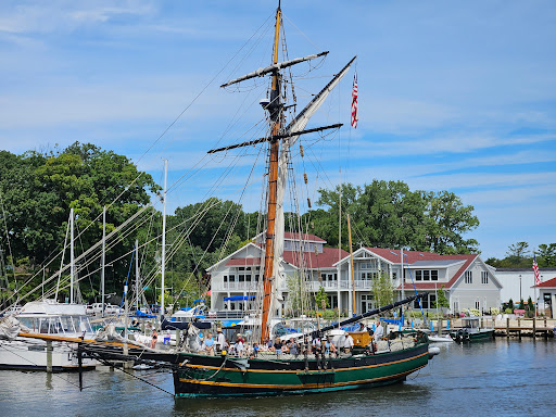 Idler Riverboat & Dockside - Thumbnail