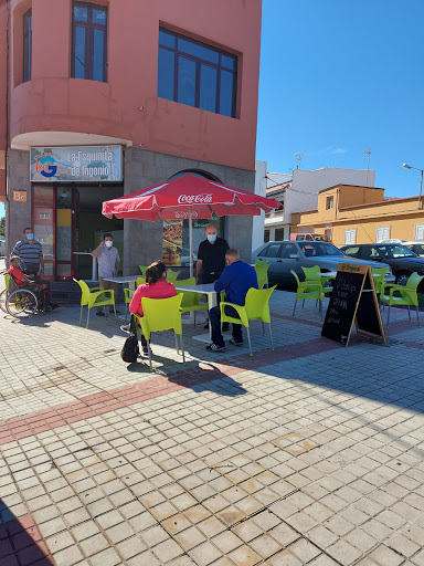 Piscolabis pizzería La esquinita de Ingenio