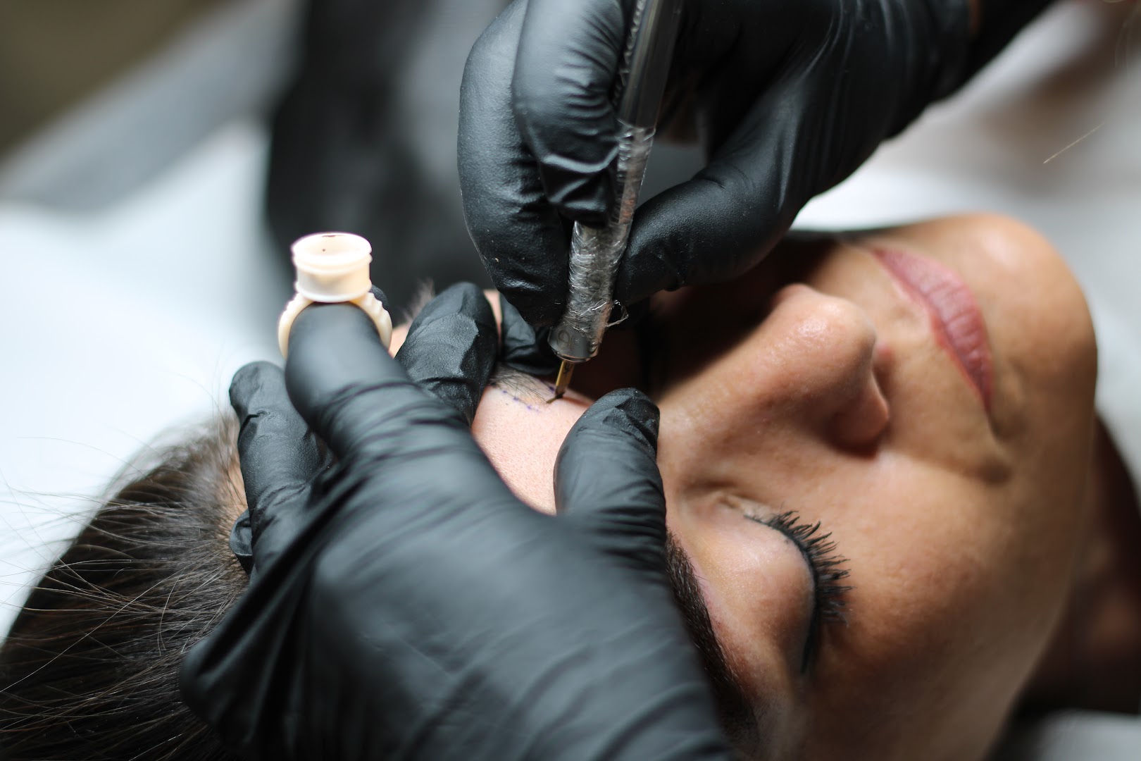 Juani Alvarez Microblading