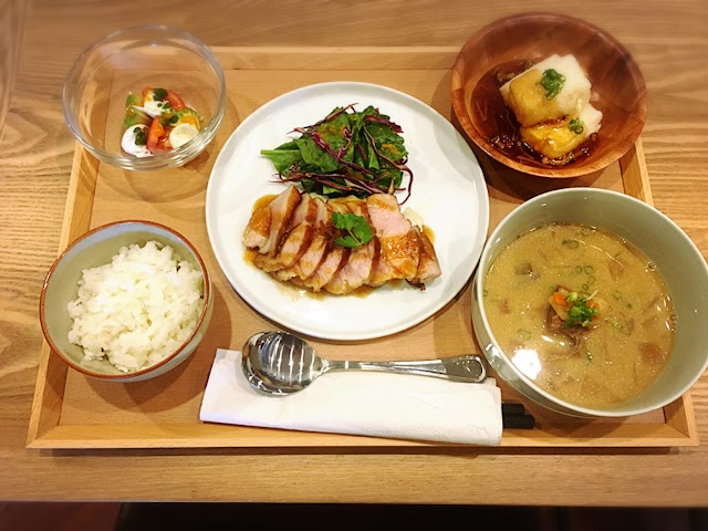 Waioli Grill and Cafe