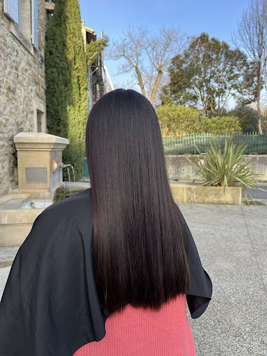 Des Hairs de Nana - Thumbnail