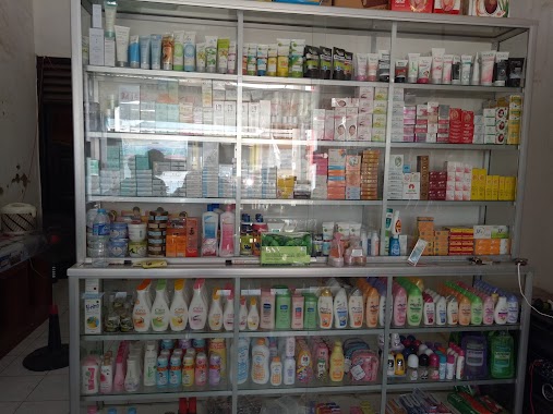 Toko obat & Cosmetic RATU, Author: Calliang Gacca