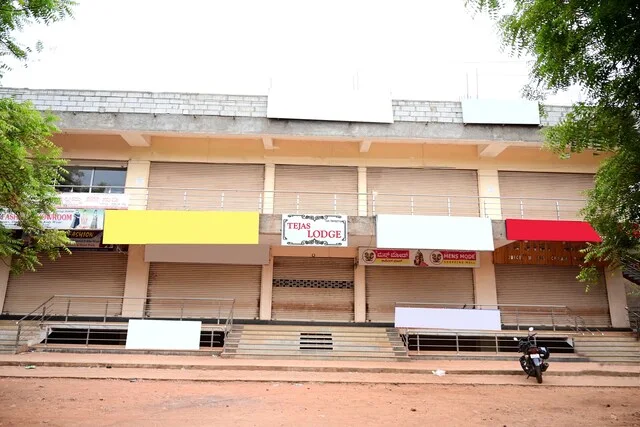 OYO 80166 Tejas Lodge