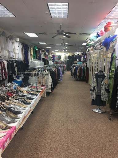 Liza's Fashion Designer Label For Less - Thumbnail