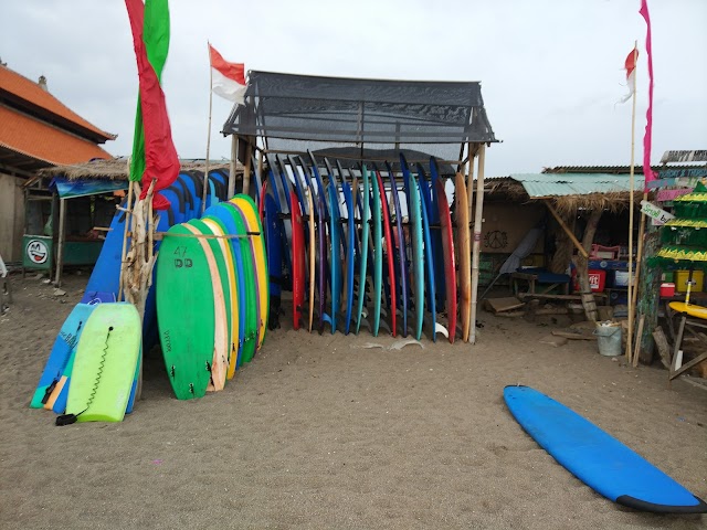 Batu Bolong Beach