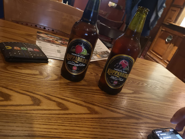 The Ernest Willows - JD Wetherspoon - Pub