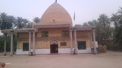 Photos of مزار ابن الهادي ع