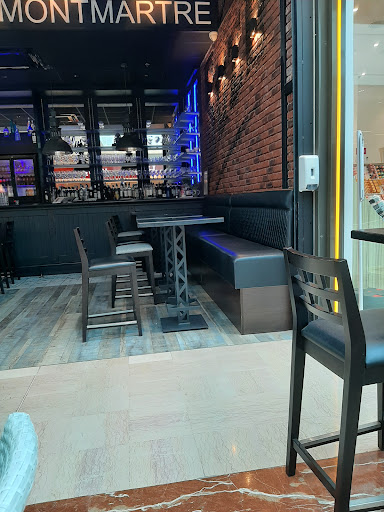Photo 1 - Burger Royale