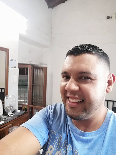 Peluquería y barberia pelón - Thumbnail