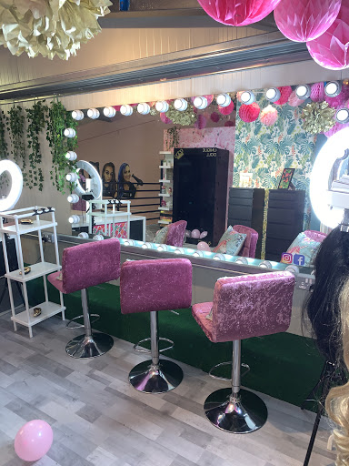 Unique Hair Team Gallery - United Kingdom