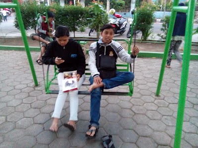 Photos of Taman Mega Overcast Malang
