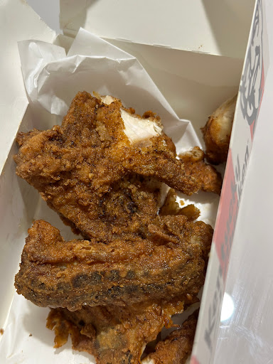 KFC Ashmore - Visual