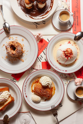 Au Pied de Cochon by null