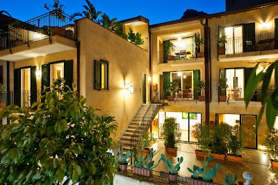 Photos of Residence of Citrus