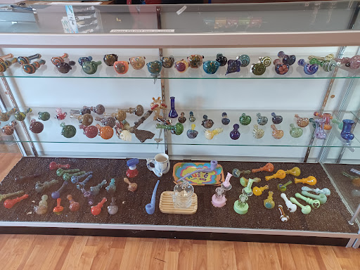 Pipers smoke shop Douglassville - Thumbnail