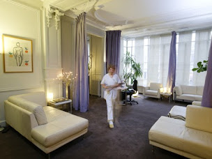 Photo n°2 de Dr Teddy Levi à Sarcelles (Dentiste)