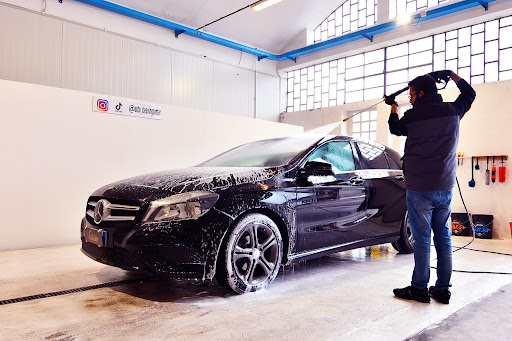 Auto Cleaning Center - Visual