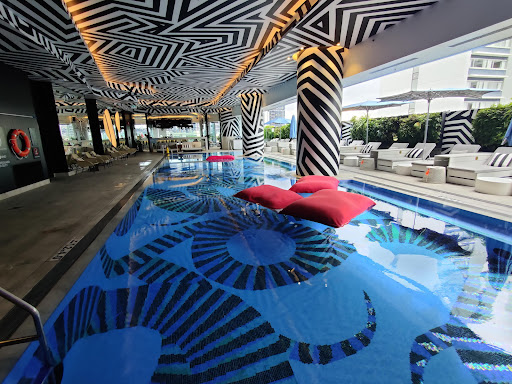W Brisbane - Thumbnail