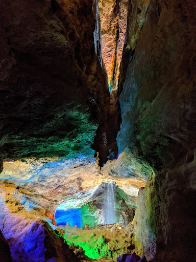 Laurel Caverns - Visual