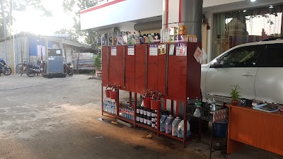 Photos of Valaichenai Filling Station