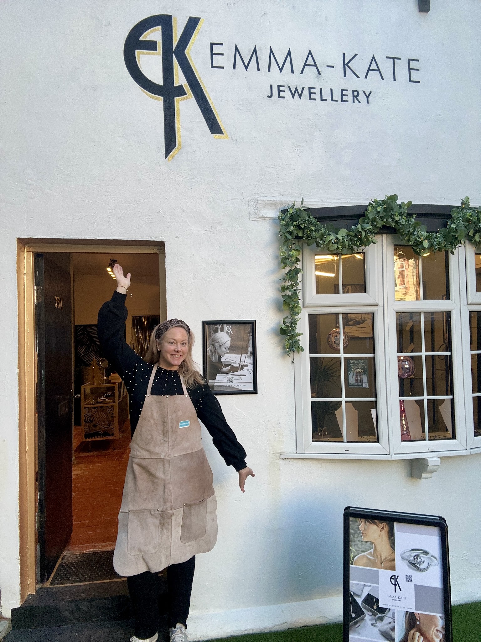 Emma-Kate Francis - Designer Jeweller and Silversmith - Jewellery - photo 1