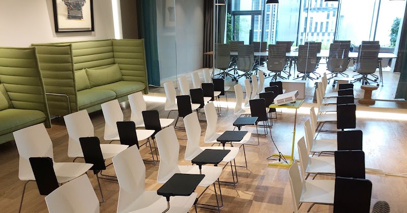 銀座 伊東屋 HandShake Lounge 貸し会議室