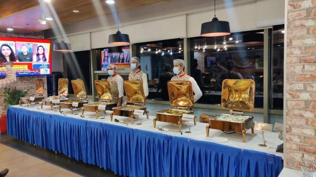 Small Party Caterers in Noida