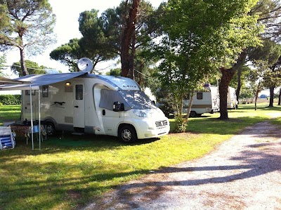 Area Sosta Camper - La Valletta Sosta Verde