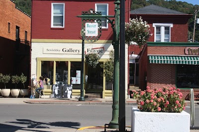 Sewickley Gallery & Frame Shop