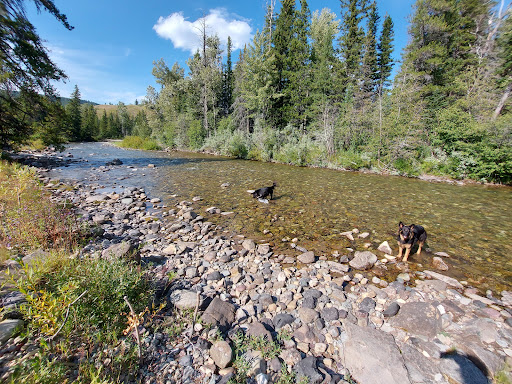 Syncline Group Camping Area Gallery - Canada