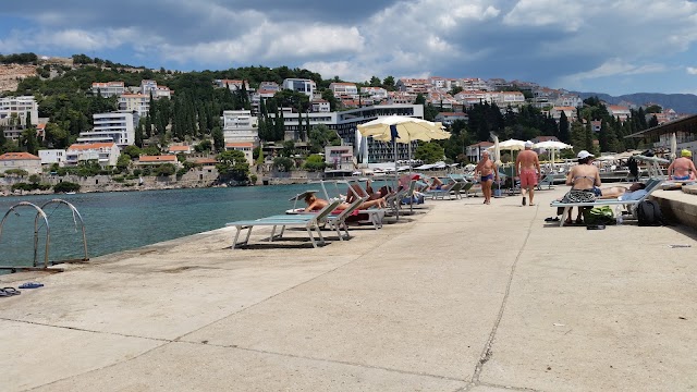 Uvala Lapad Beach