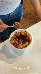 Photo n°23 de Güler Pâtisserie à Strasbourg (Hawker center)