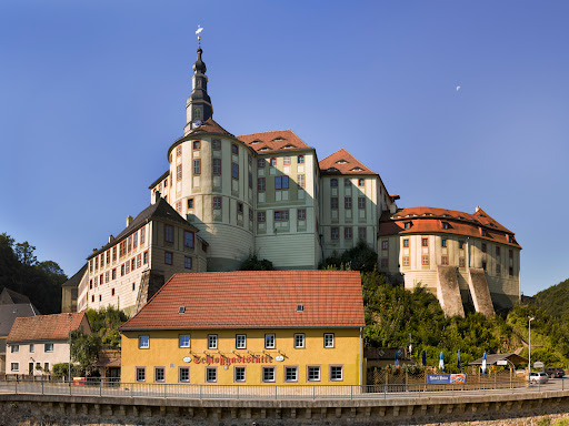 Schloßgaststätte - Visual