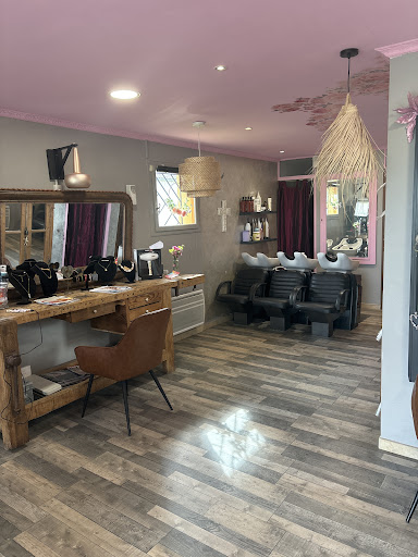 Salon Evanessance (Vanessa Fernandes) - Thumbnail