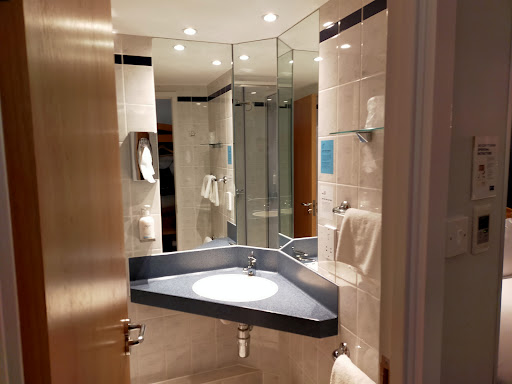 Holiday Inn Express East Midlands Airport, an IHG Hotel - Thumbnail
