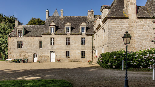 Photo de Manoir de Keraouel à Plounévez-Lochrist (29430)
