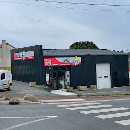 Photo n°1 de PIECES AUTO LES HERBIERS à Les Herbiers (Magasin de pneumatiques d'occasion)