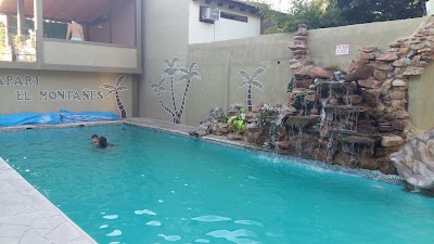 Photos of El Monta&ntilde;es