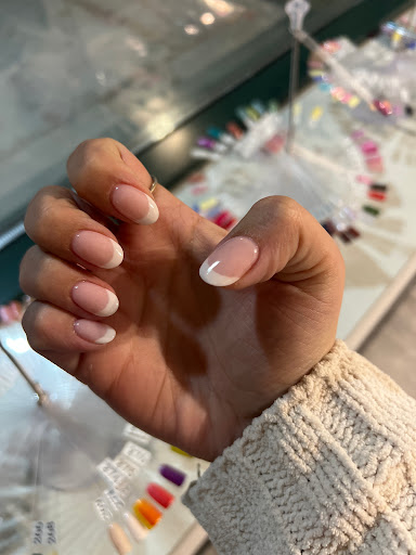 Ruby Nails in Chicago