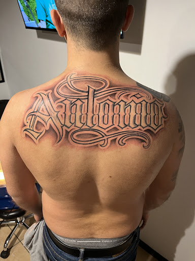 Skull Corner Tattoo Studio - Thumbnail