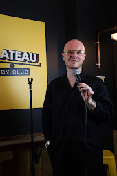 Photo n°6 de Le Plateau Comedy Club - Stand up Paris Bonne-Nouvelle à Paris (Scène)